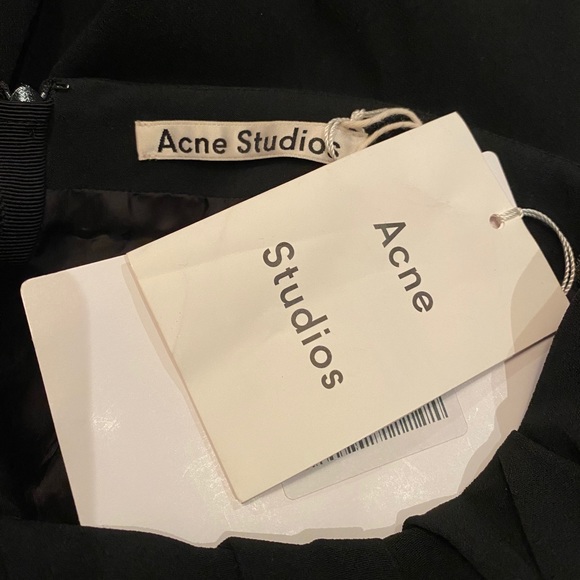 Acne Studios Buckled Ruche Crepe Skirt - Picture 4 of 5